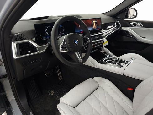 New 2026 BMW X6 xDrive40i w/ Climate Comfort Package image 14