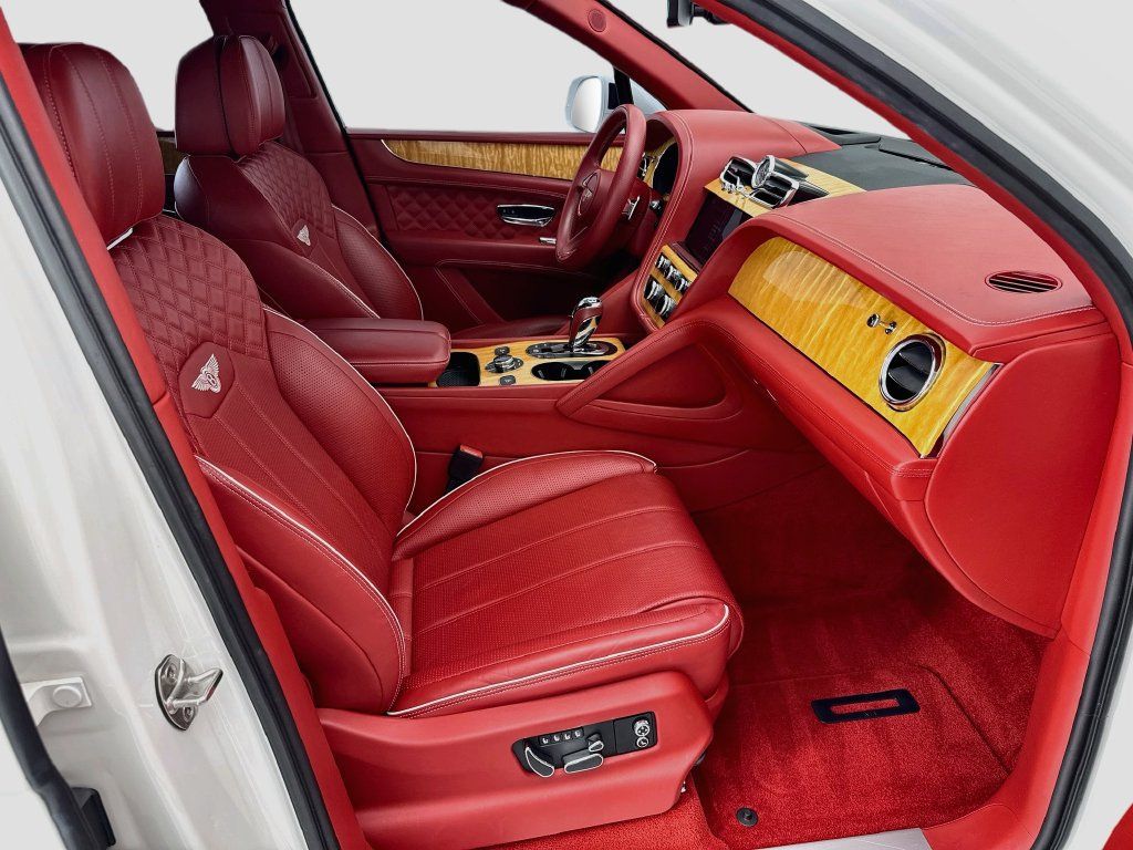Certified 2022 Bentley Bentayga AWD/4WD image 19