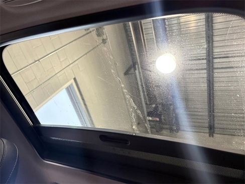 Used 2017 MINI Cooper 4-Door Hardtop image 23