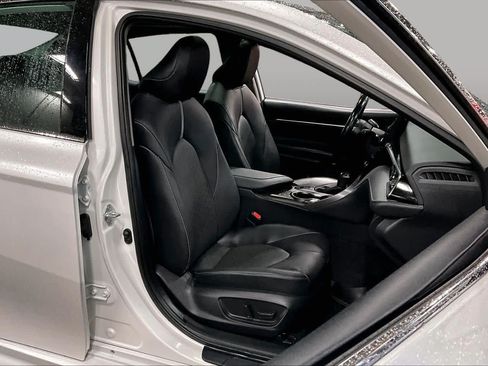 Certified 2021 Toyota Camry XSE w/ Carpet Mat Package (TMS) AWD/4WD image 8