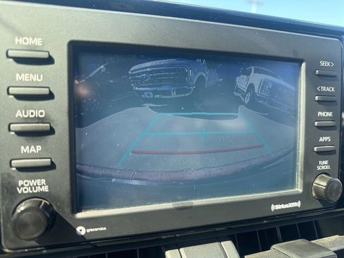 Used 2022 Toyota RAV4 SE AWD/4WD image 7