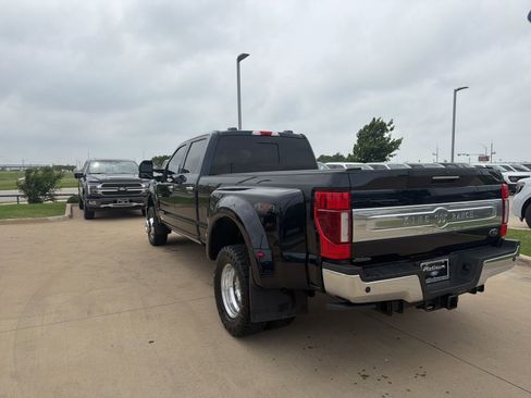 Used 2021 Ford F350 King Ranch w/ King Ranch Ultimate Package AWD/4WD image 3