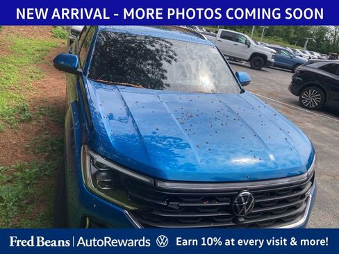 Used 2024 Volkswagen Atlas Cross Sport SEL Premium R-Line AWD/4WD image 2