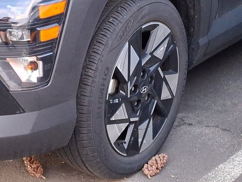 Used 2024 Hyundai Kona SEL w/ Convenience Package image 10