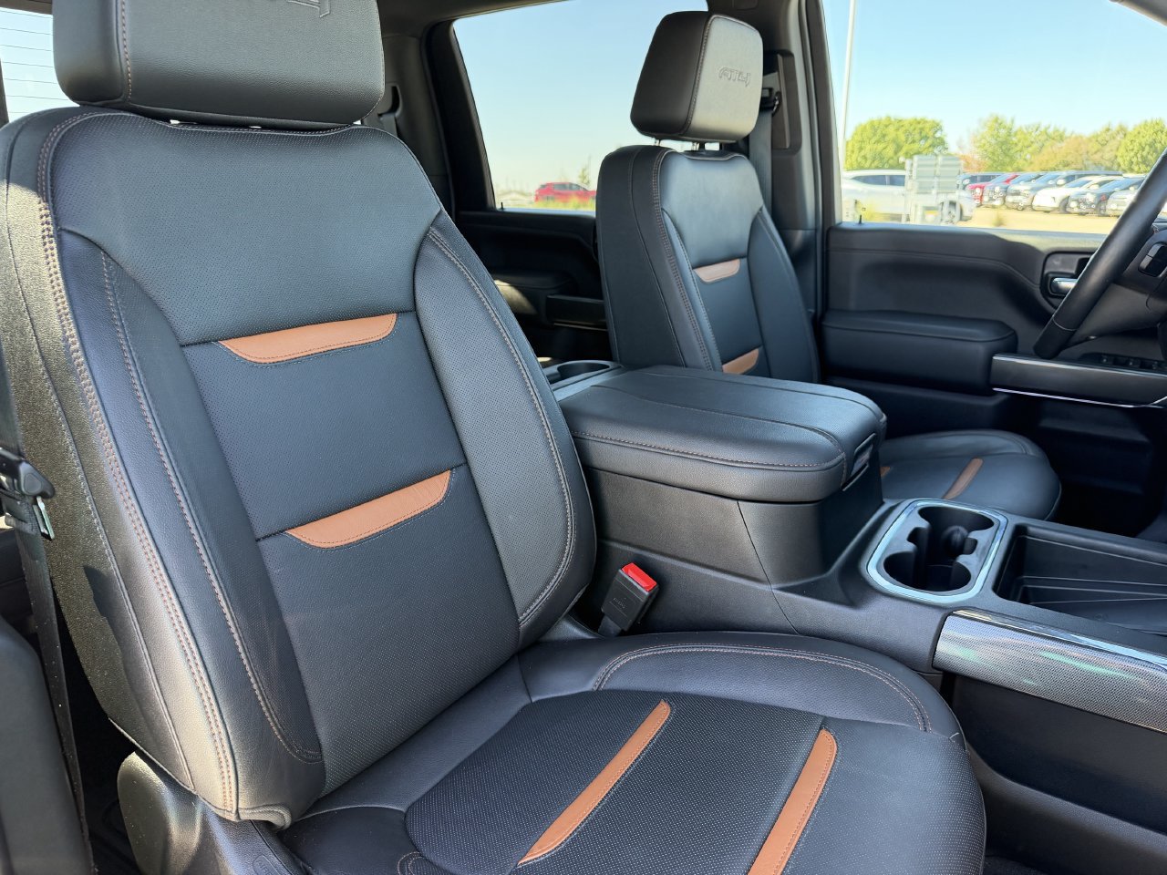 Used 2023 GMC Sierra 3500 AT4 w/ AT4 Premium Plus Package AWD/4WD image 26