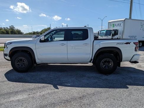 New 2025 Nissan Frontier PRO-4X w/ Interior Protection Package image 8