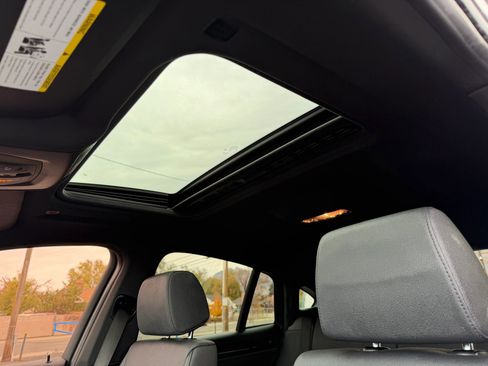 Used 2018 BMW X4 xDrive28i image 17