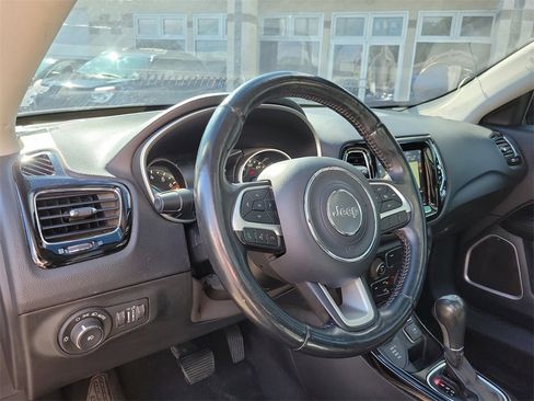 Used 2019 Jeep Compass Limited image 21