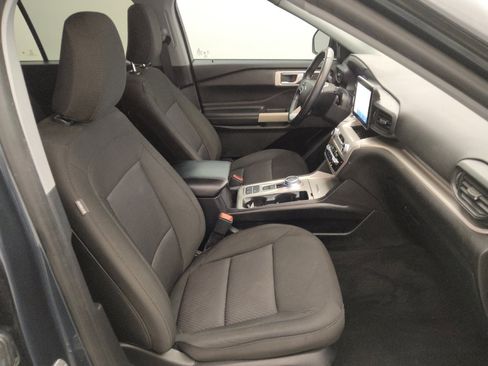 Used 2022 Ford Explorer XLT RWD image 21