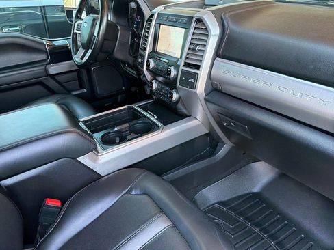 Used 2020 Ford F350 Platinum AWD/4WD image 17