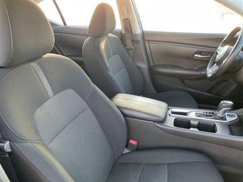 Used 2023 Nissan Sentra SV w/ Trunk Package image 9