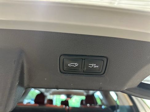 Used 2024 Kia Carnival SX FWD image 29