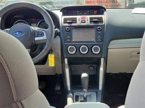 Used 2017 Subaru Forester 2.5i w/ Alloy Wheel Package image 15