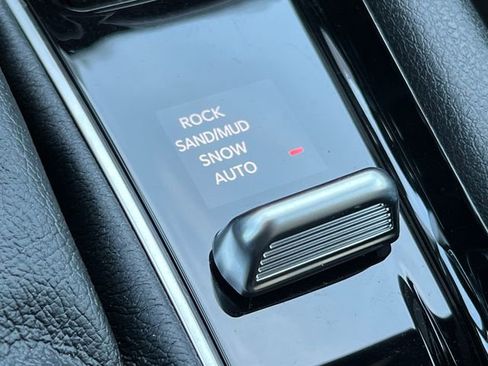 New 2026 Jeep Compass Trailhawk w/ Sun, Sound & Navigation Group image 30