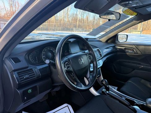 Used 2013 Honda Accord Sport image 11