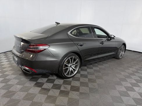 Used 2025 Genesis G70 2.5T image 5