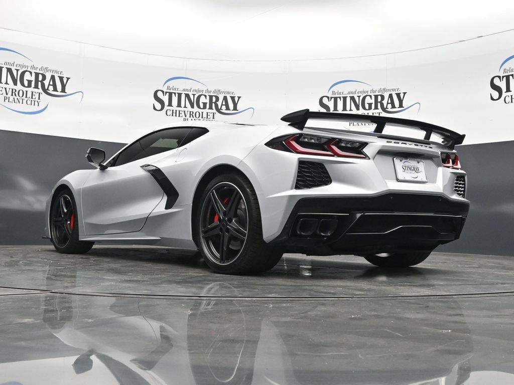 Used 2026 Chevrolet Corvette Stingray Preferred Cpe w/ Z51 Performance Package RWD image 30