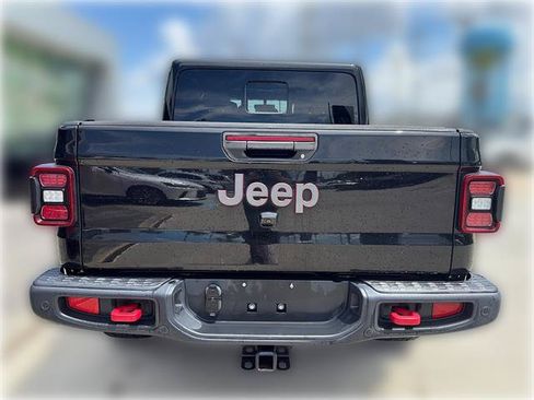 Used 2021 Jeep Gladiator Rubicon w/ Dual Top Group AWD/4WD image 7