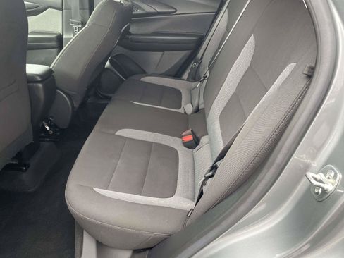 Used 2024 Chevrolet TrailBlazer LT FWD image 12