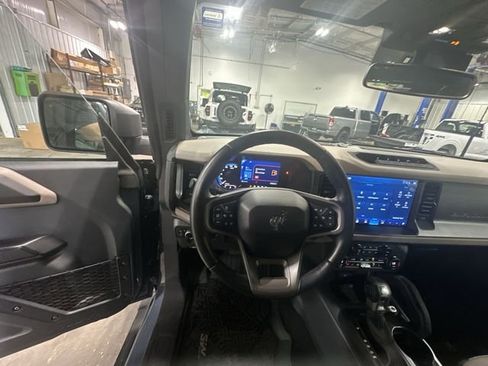 Used 2024 Ford Bronco Wildtrak AWD/4WD image 15