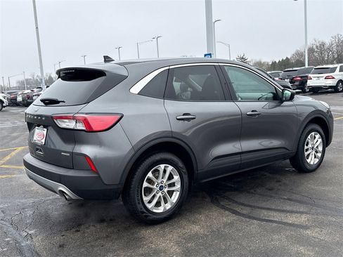 Used 2022 Ford Escape SE w/ Cold Weather Package image 11