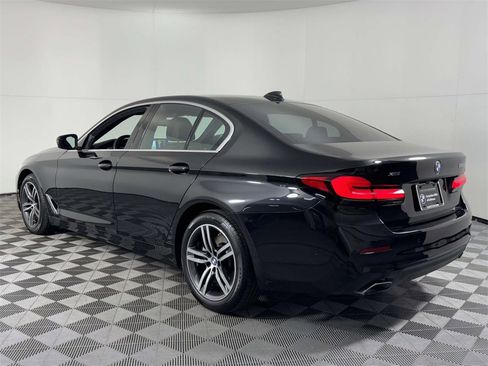Used 2022 BMW 530i xDrive w/ Convenience Package image 8