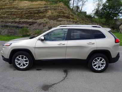 Used 2015 Jeep Cherokee Latitude w/ Cold Weather Group