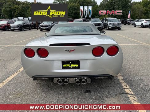Used 2013 Chevrolet Corvette Grand Sport w/ 3LT Preferred Equipment Group RWD image 4