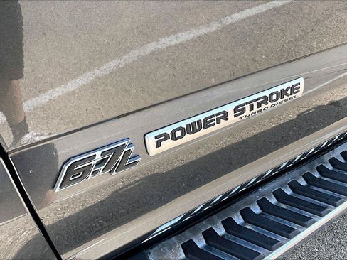 Certified 2020 Ford F250 XLT w/ XLT Premium Package AWD/4WD image 9