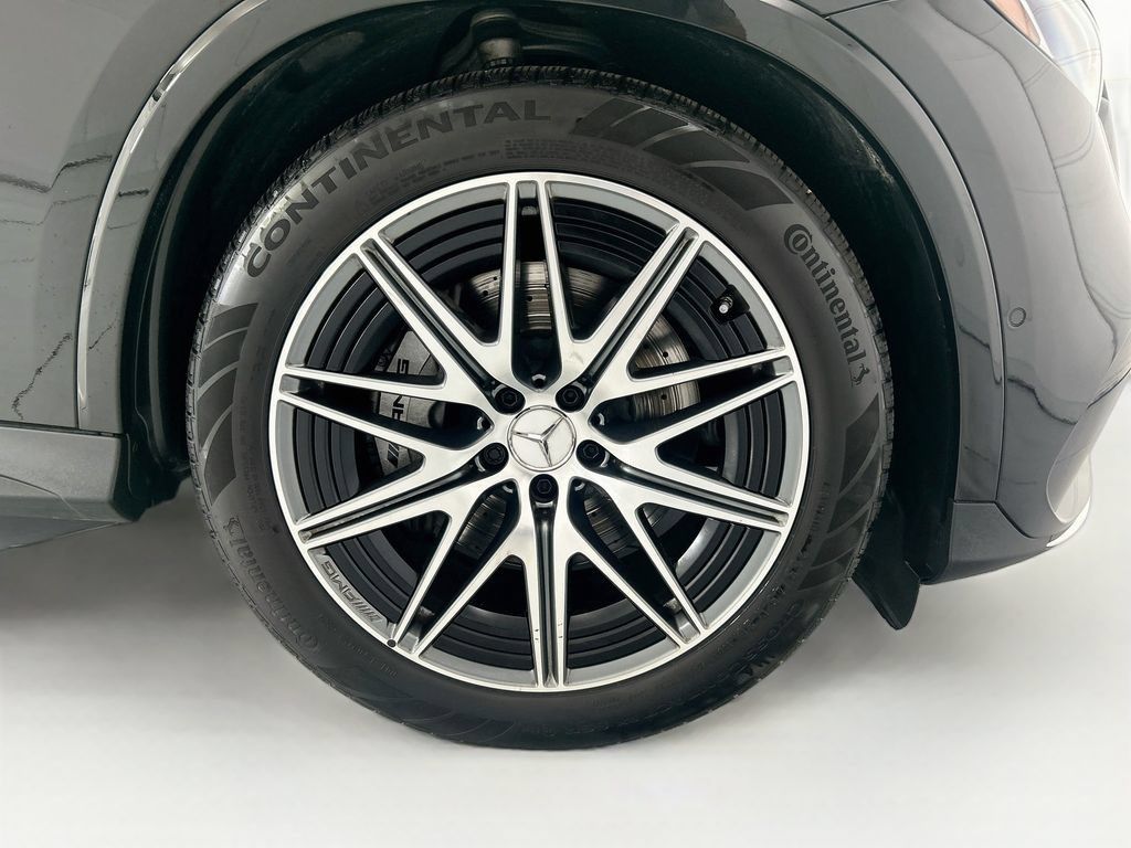 Used 2026 Mercedes-Benz GLC 43 AMG 4MATIC image 31
