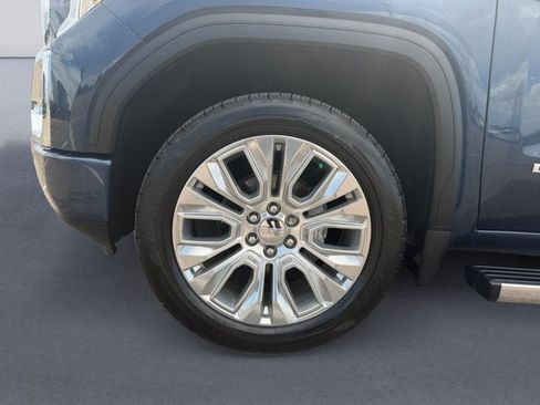 Used 2021 GMC Sierra 1500 Denali w/ Denali Ultimate Package AWD/4WD image 14