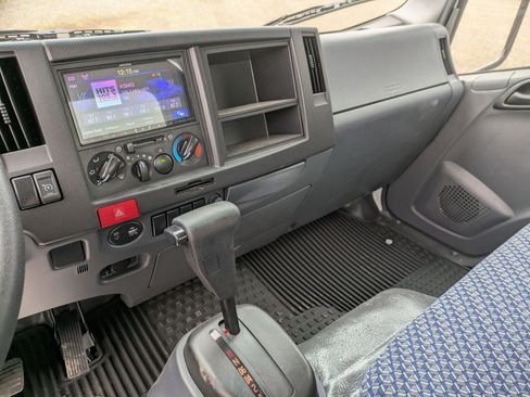 New 2024 Chevrolet Low Cab Forward image 14