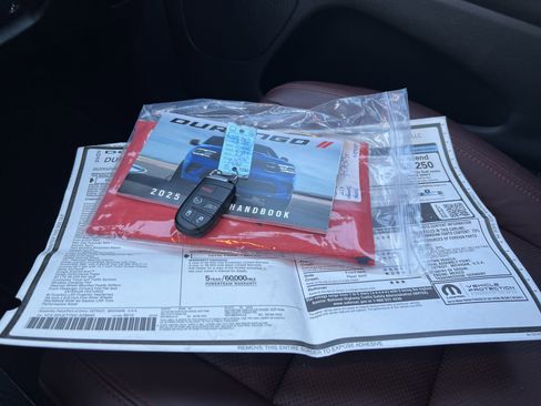 Used 2025 Dodge Durango R/T image 34