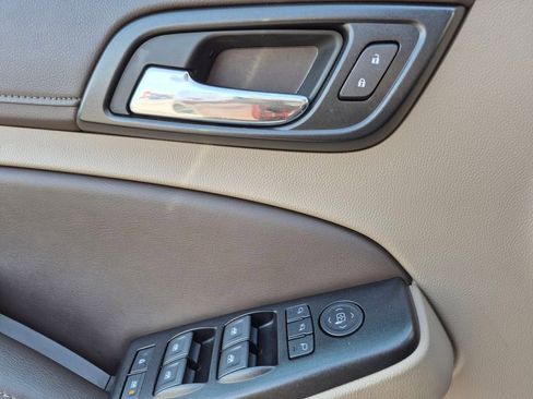 Used 2020 Chevrolet Tahoe LT image 20