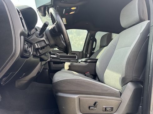 Used 2024 RAM 2500 Big Horn image 27