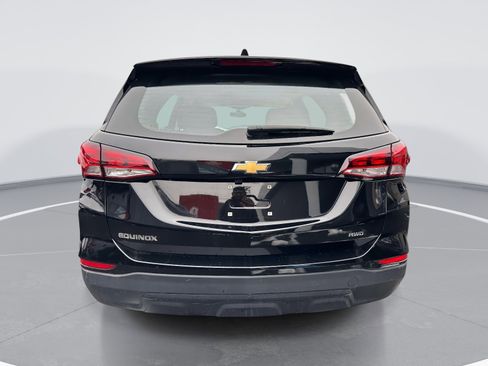 Certified 2024 Chevrolet Equinox LS image 3