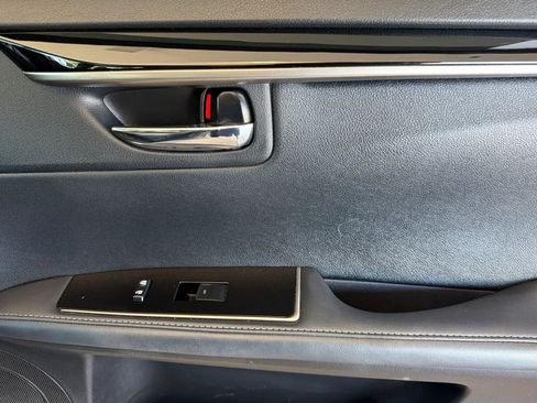 Used 2018 Lexus ES 350 w/ Accessory Package FWD image 18