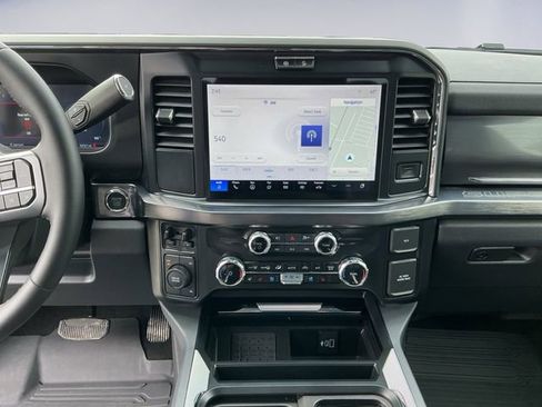 Used 2025 Ford F450 Lariat w/ FX4 Off-Road Package AWD/4WD image 11