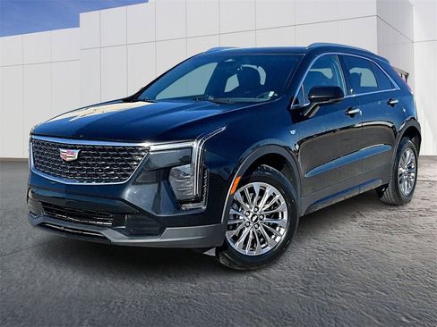 Used 2024 Cadillac XT4 Premium Luxury image 1