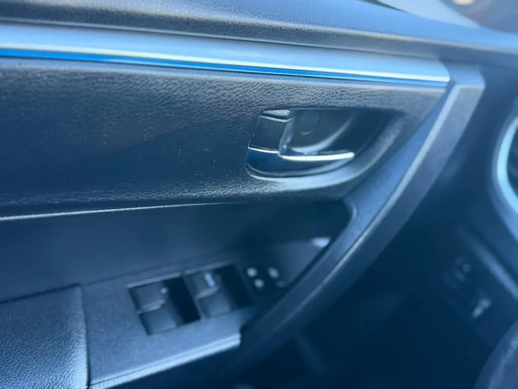 Used 2014 Toyota Corolla S FWD image 16