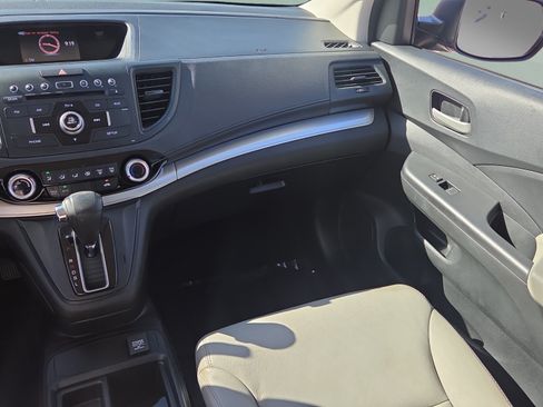 Used 2016 Honda CR-V LX image 14