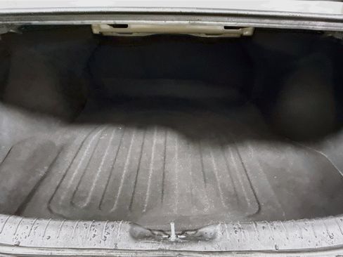 Used 2025 Hyundai Elantra SE FWD image 34