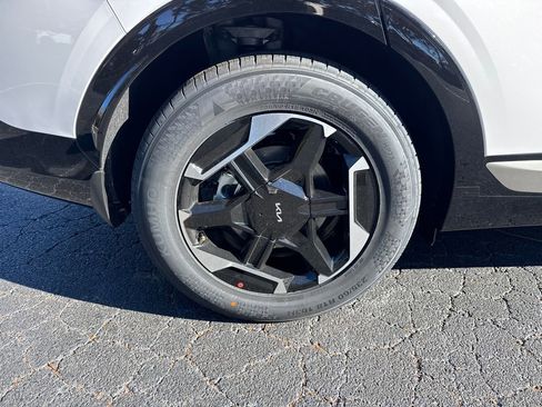 New 2026 Kia Sportage SX image 17