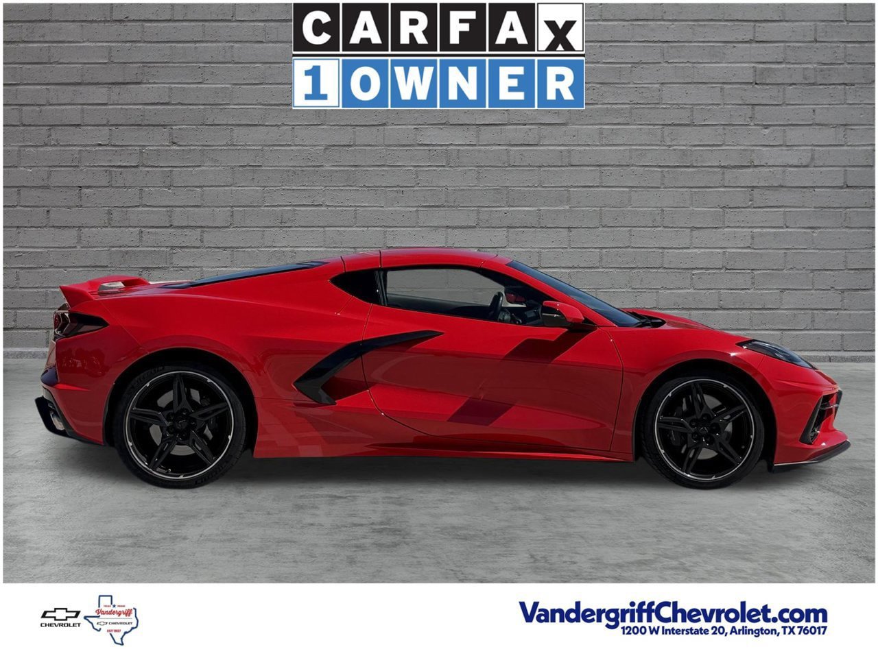 Used 2023 Chevrolet Corvette Stingray Coupe w/ Z51 Performance Package RWD image 3