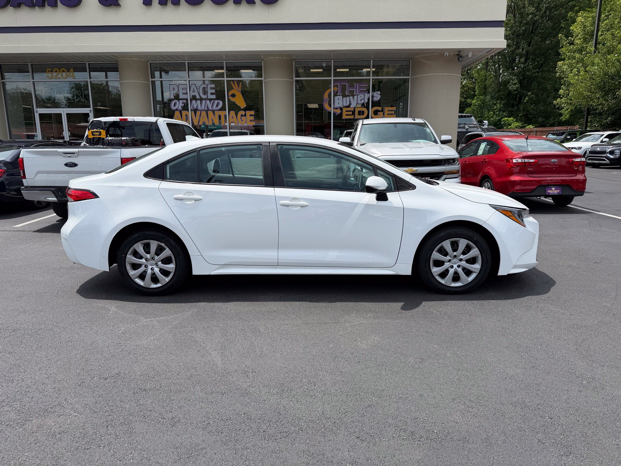 Used 2021 Toyota Corolla LE FWD image 7