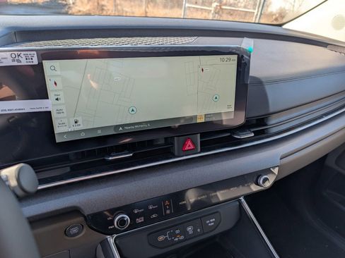 New 2026 Kia Carnival SX image 6