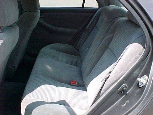 Used 2005 Toyota Corolla LE FWD image 13
