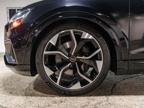 Used 2020 Audi SQ8 Prestige image 14