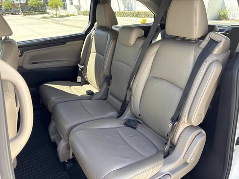 Used 2019 Honda Odyssey Elite image 11