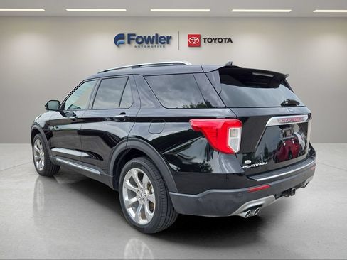 Used 2020 Ford Explorer Platinum w/ Premium Technology Package AWD/4WD image 5